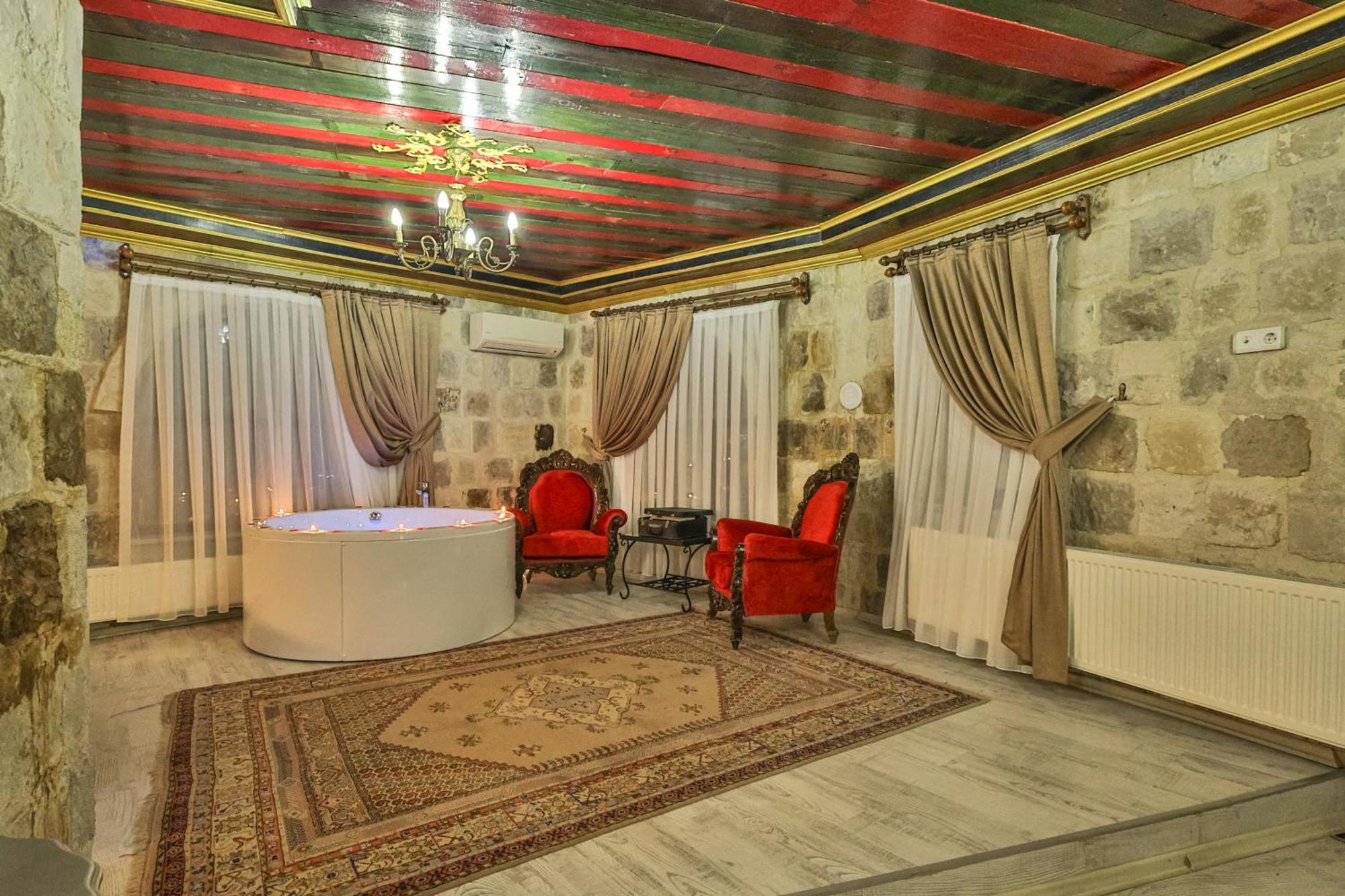 Bedrock Cave Hotel (Adults Only) Goreme Exterior photo