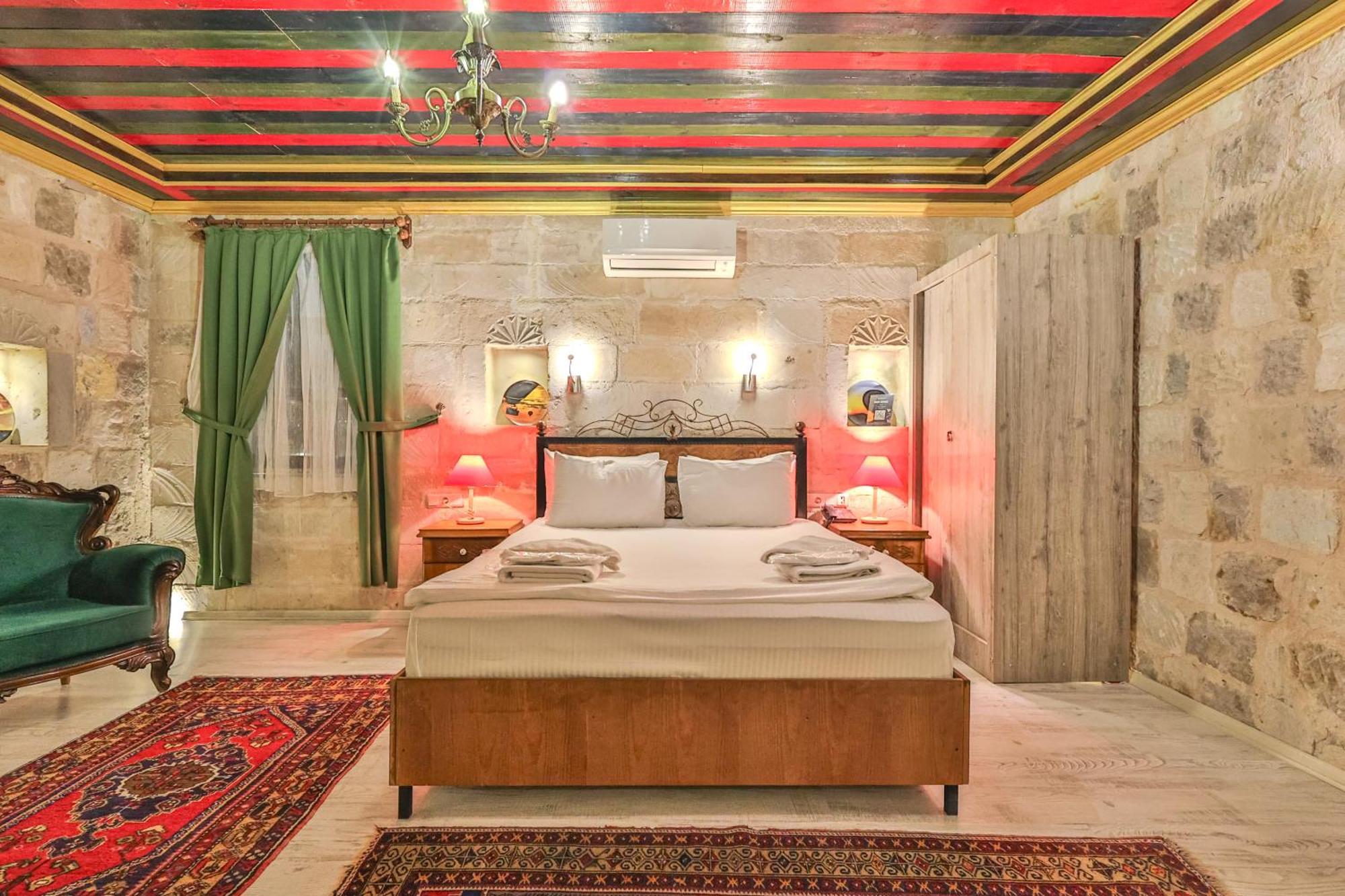 Bedrock Cave Hotel (Adults Only) Goreme Exterior photo