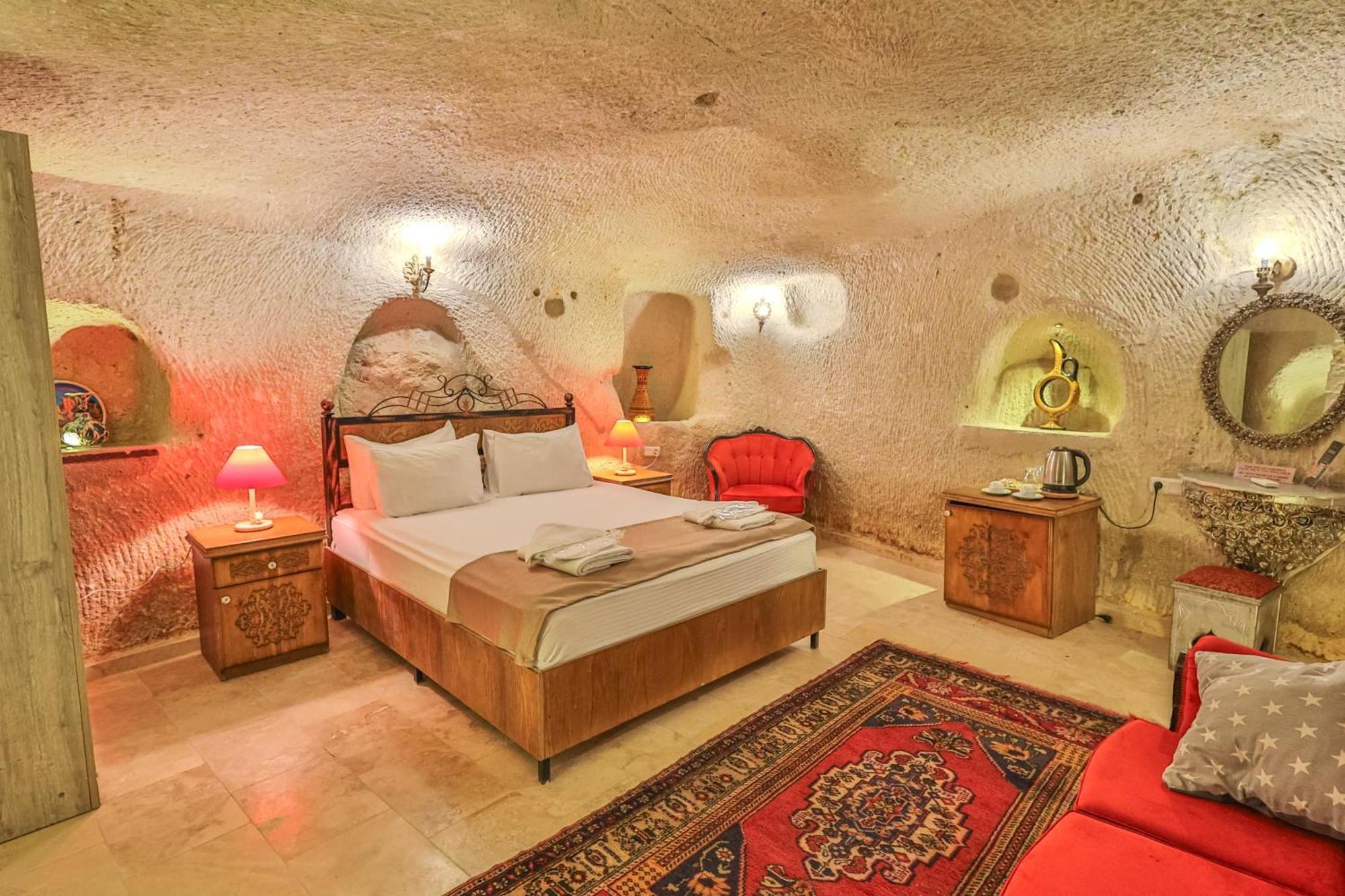Bedrock Cave Hotel (Adults Only) Goreme Exterior photo