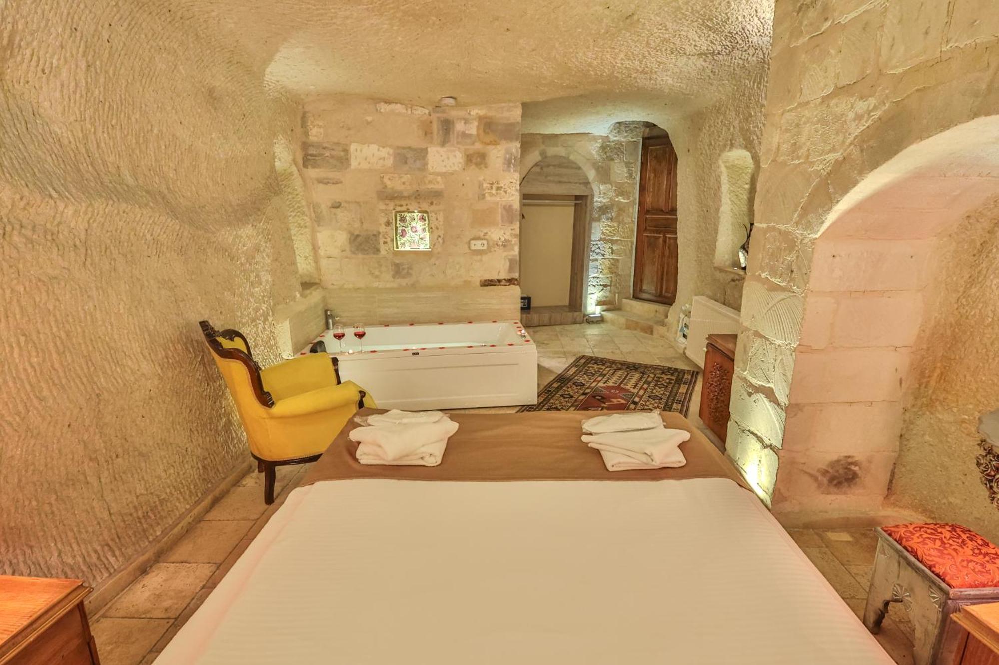 Bedrock Cave Hotel (Adults Only) Goreme Exterior photo
