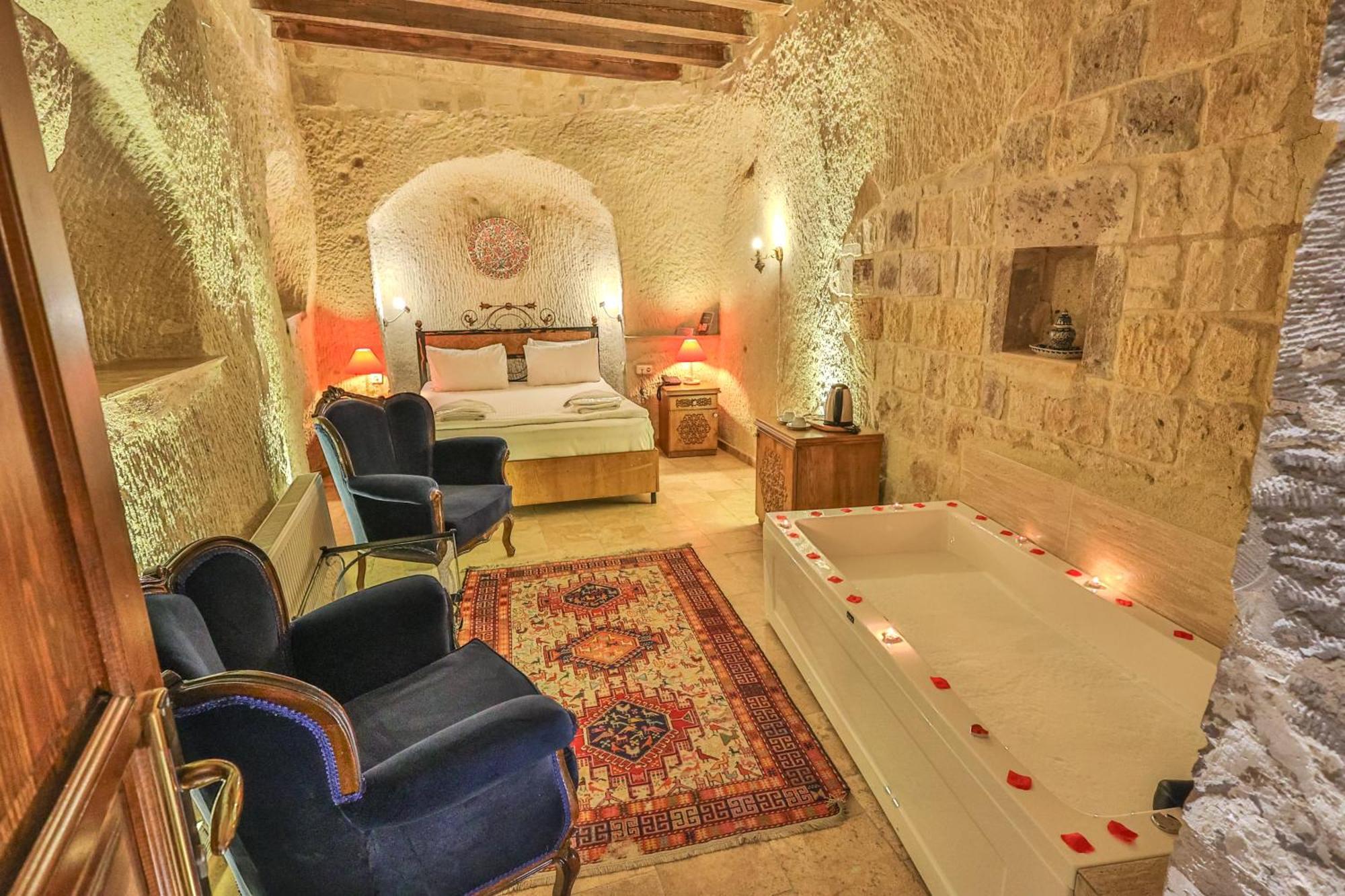 Bedrock Cave Hotel (Adults Only) Goreme Exterior photo