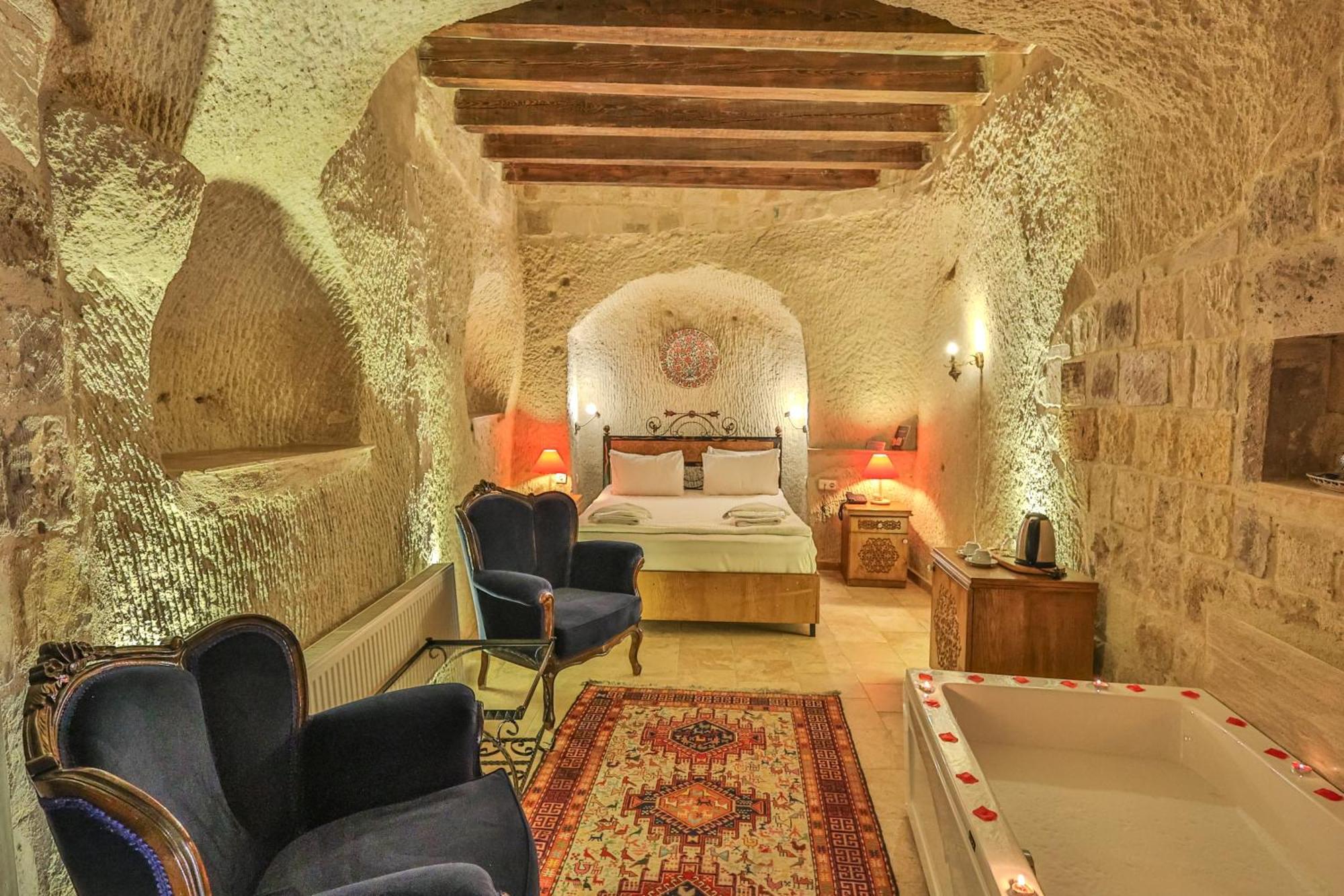 Bedrock Cave Hotel (Adults Only) Goreme Exterior photo