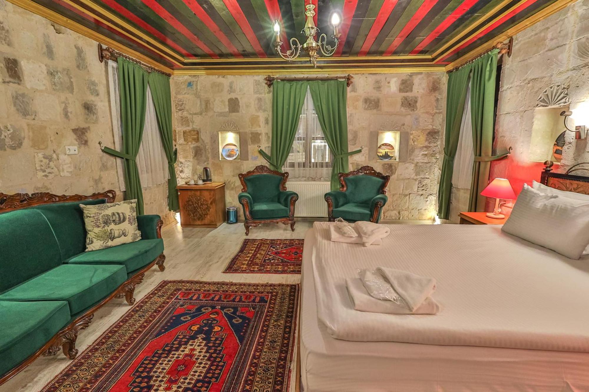 Bedrock Cave Hotel (Adults Only) Goreme Exterior photo