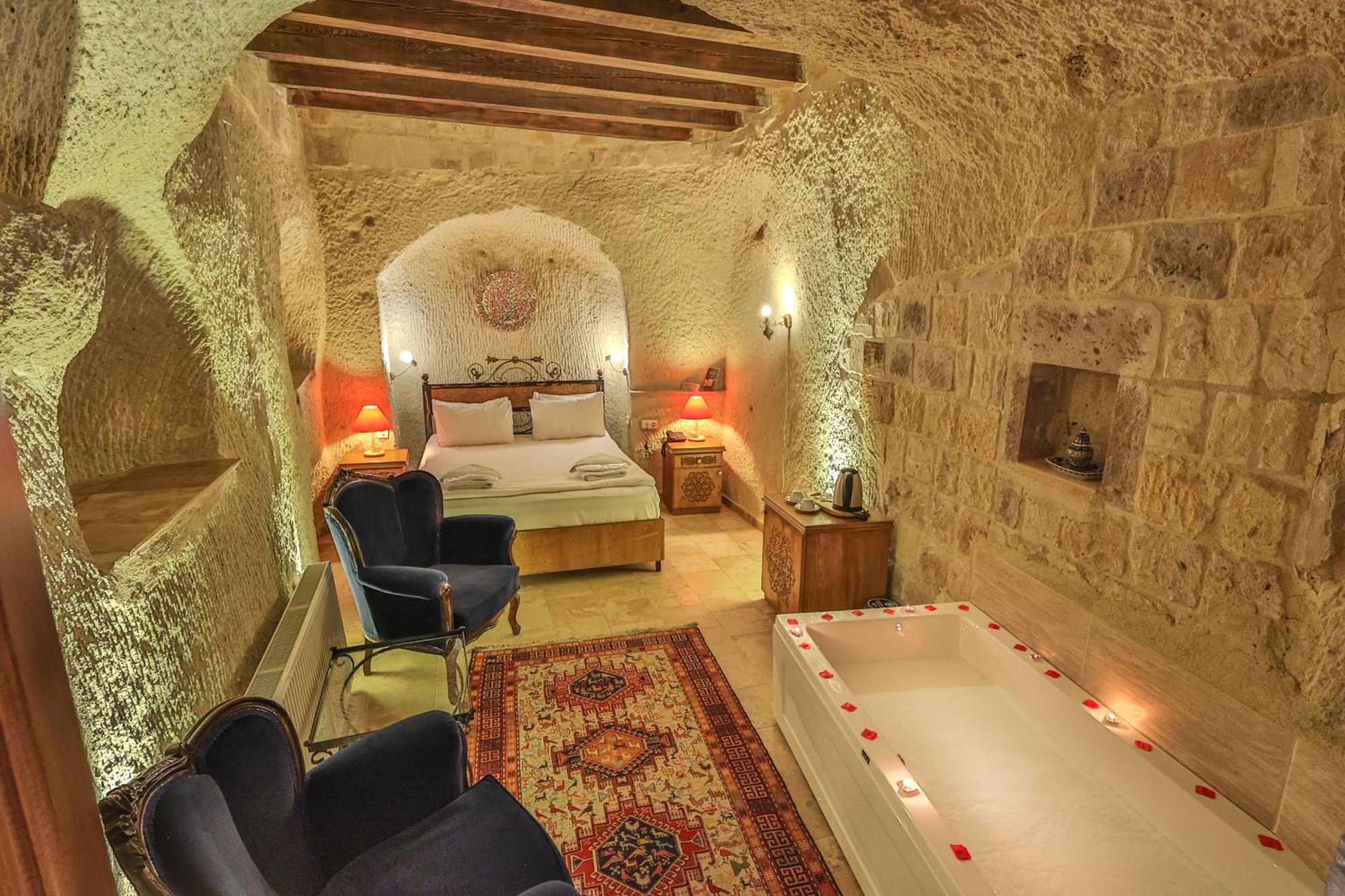 Bedrock Cave Hotel (Adults Only) Goreme Exterior photo
