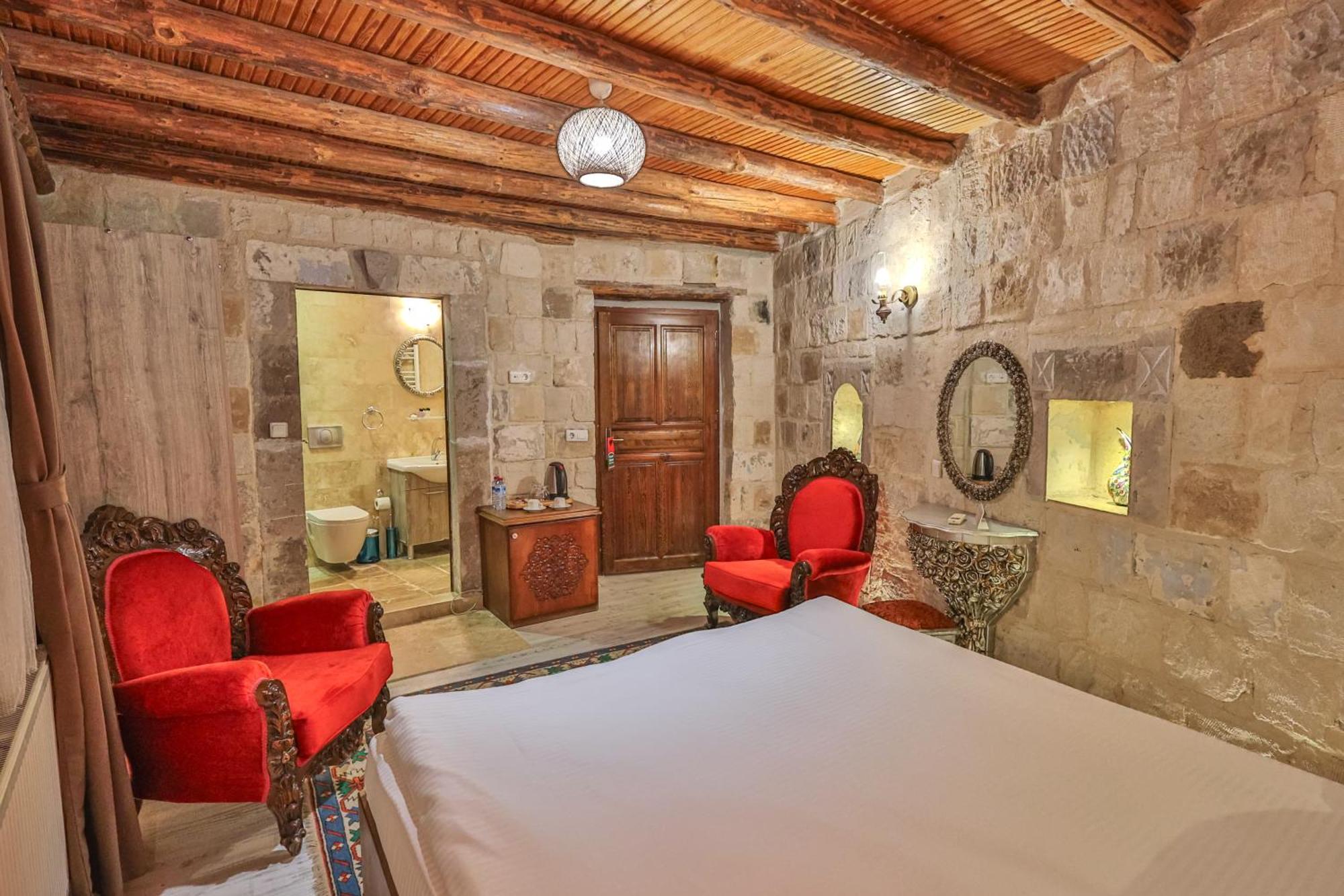 Bedrock Cave Hotel (Adults Only) Goreme Exterior photo